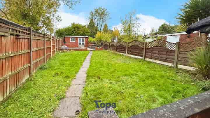 Casa para venda em Wheelwright Lane‚  Coventry‚ CV7