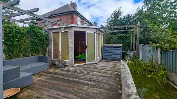 House for sale in Traffic Terrace‚  Chesterfield‚ S43