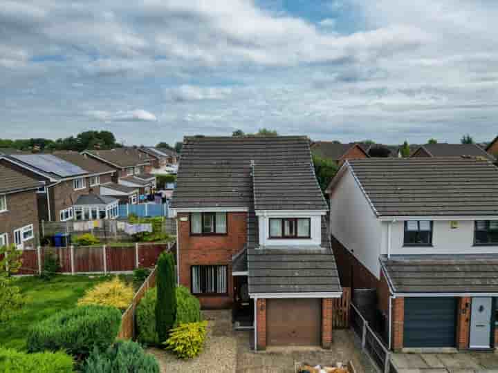 Casa para venda em Navenby Road‚  Wigan‚ WN3