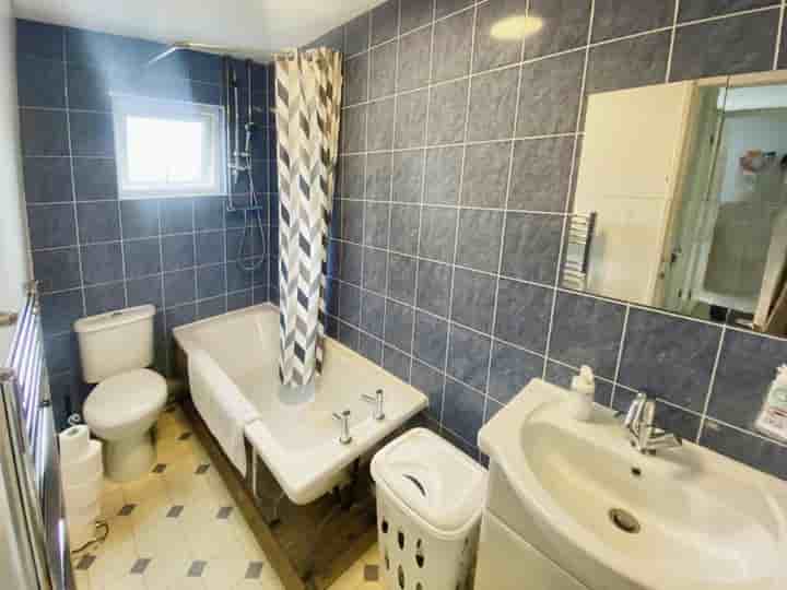 House for sale in Woodfarm Drive‚  Sheffield‚ S6