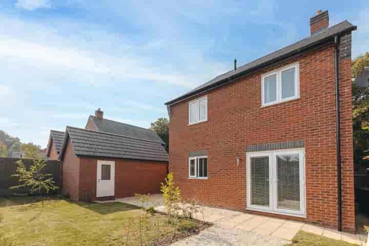 House for sale in Nuthatch Crescent‚  Telford‚ TF1