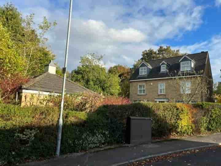 House for sale in Hall Close‚  Holmfirth‚ HD9