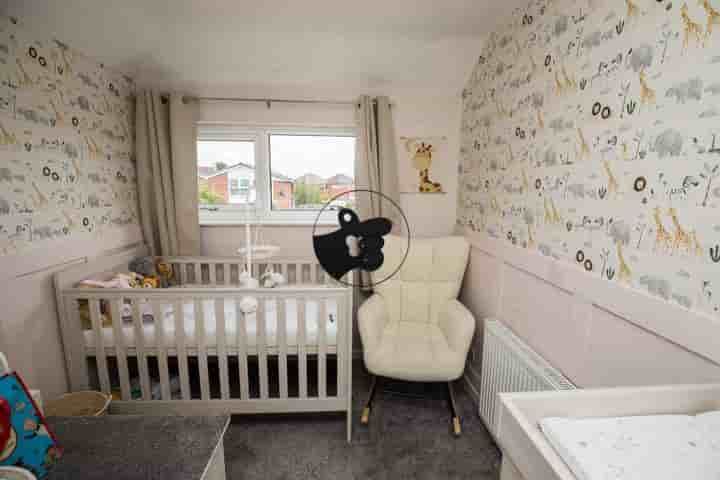 House for sale in Hallfield Drive‚  Chester‚ CH2