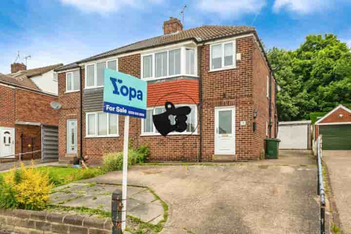 House for sale in Hungerhill Road‚  Rotherham‚ S61