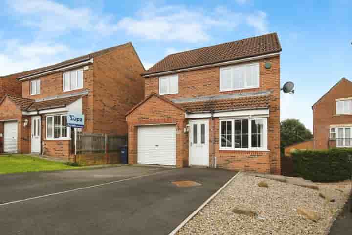 House for sale in West Meadows‚  Newcastle Upon Tyne‚ NE17