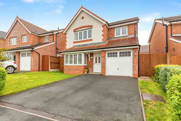 House for sale in Heros Place‚  Mold‚ CH7