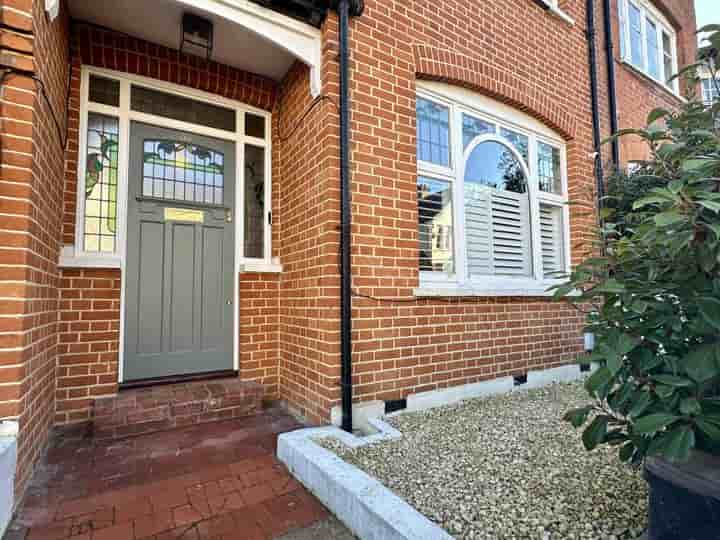 Casa para venda em Doverfield Road‚  London‚ SW2