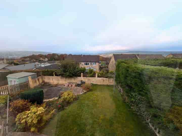 Casa para venda em Dale View Road‚  Keighley‚ BD21