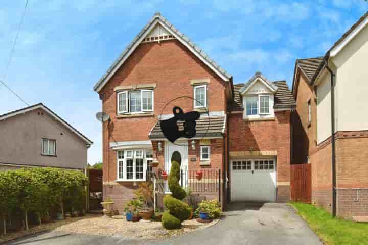 House for sale in Maes-y-garreg‚  Ebbw Vale‚ NP23