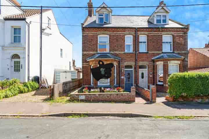 Casa para venda em Hilda Road‚  Norwich‚ NR11