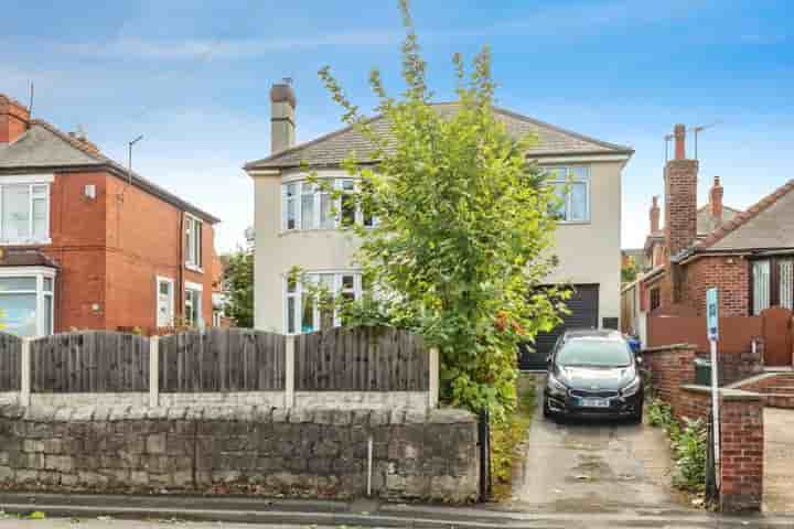 Casa en venta en Doncaster Road‚  Doncaster‚ DN12