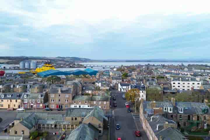 Apartment for sale in Railway Place‚  Montrose‚ DD10