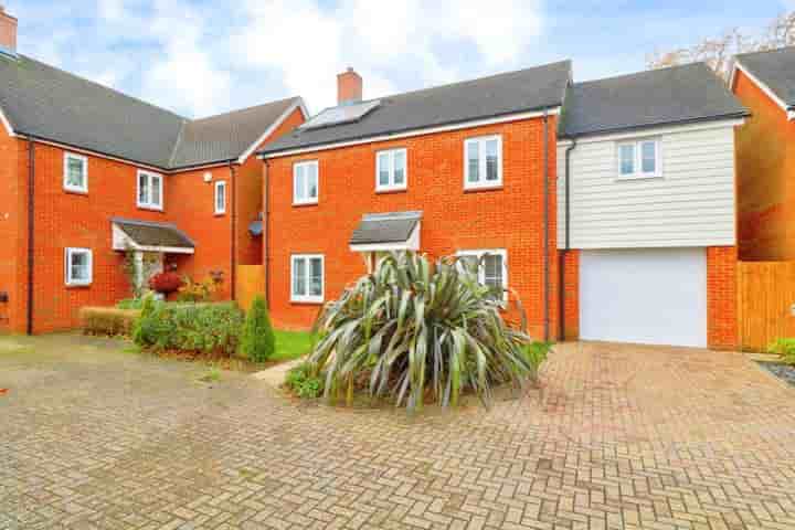 House for sale in Oak View‚  Shadoxhurst‚ TN26