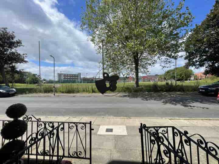 Casa para venda em Colebrooke Road‚  Liverpool‚ L17