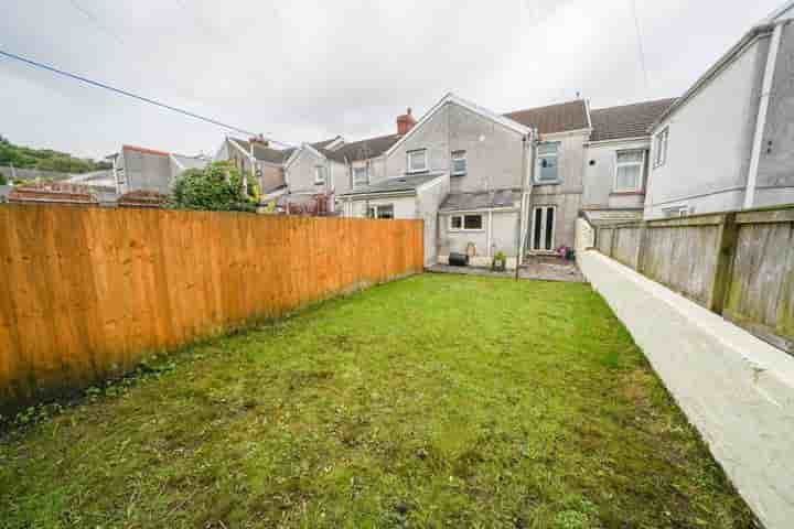 House for sale in Cecil Street‚  Swansea‚ SA5