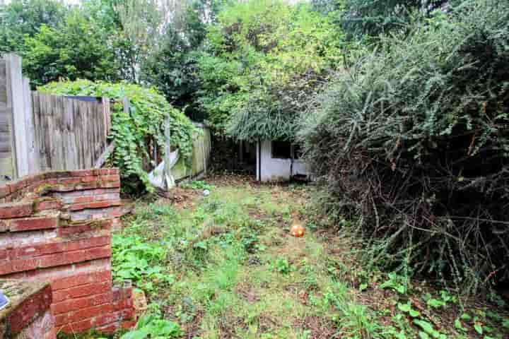 Casa para venda em Kingston Hill Avenue‚  Romford‚ RM6