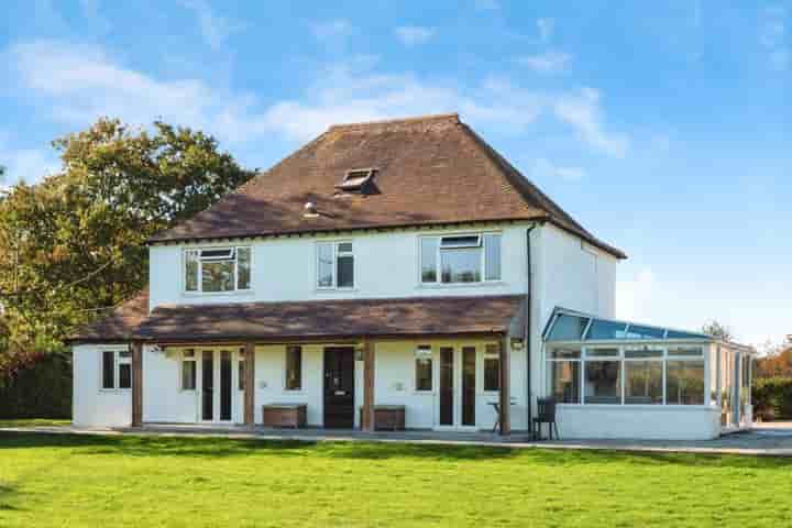 Casa para venda em Hampstead Lane‚  Maidstone‚ ME18