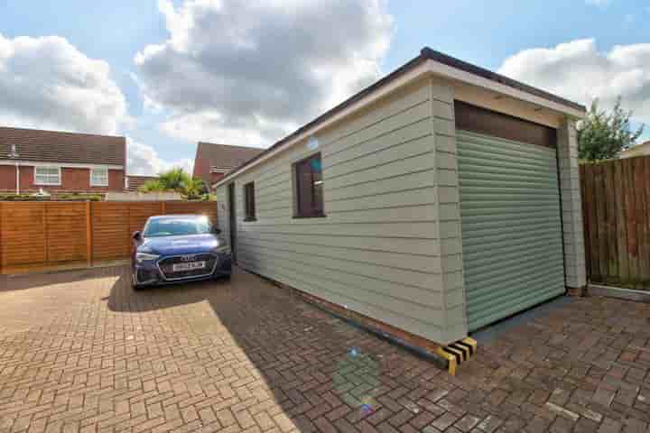 Casa para venda em Shelbourne Close‚  Ipswich‚ IP5