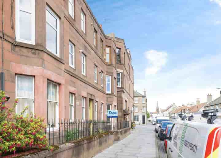 Apartment for sale in Annfield‚  Edinburgh‚ EH6