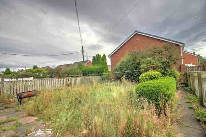 Casa para venda em Poplar Street‚  Newcastle Upon Tyne‚ NE15