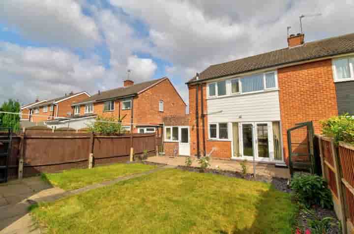 House for sale in Leslie Drive‚  Tipton‚ DY4