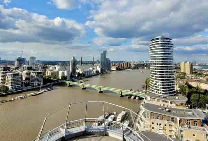 Lägenhet till salu i Lombard Road‚  London‚ SW11