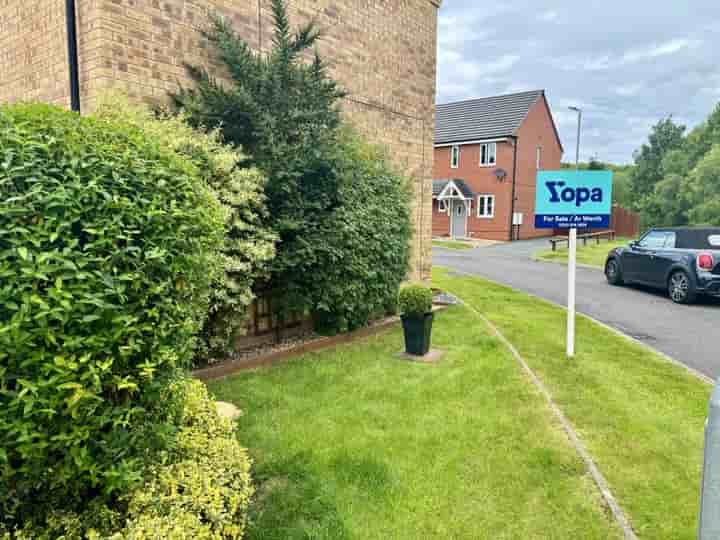 House for sale in Whitehead Drive‚  Wrexham‚ LL11