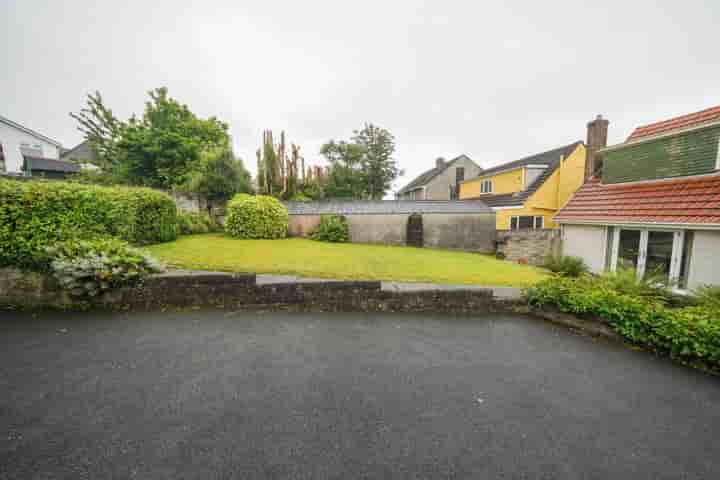 House for sale in Peniel Green Road‚  Swansea‚ SA7
