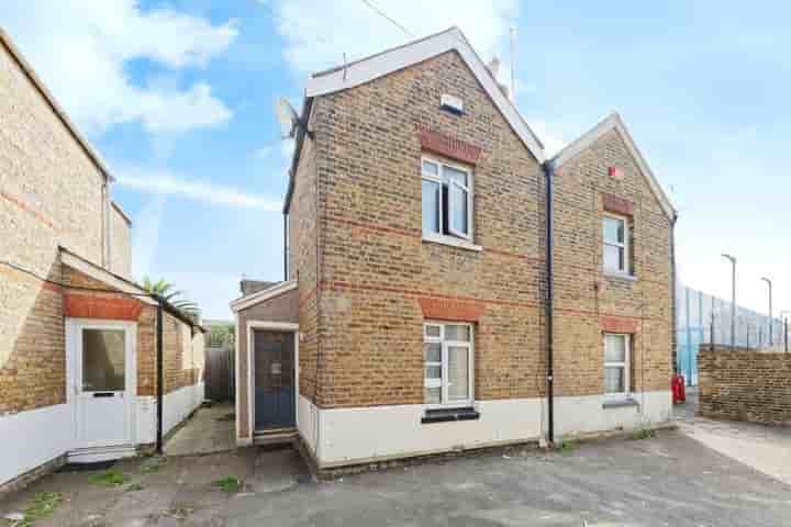 Casa para venda em Randolph Square, Zion Place‚  Margate‚ CT9