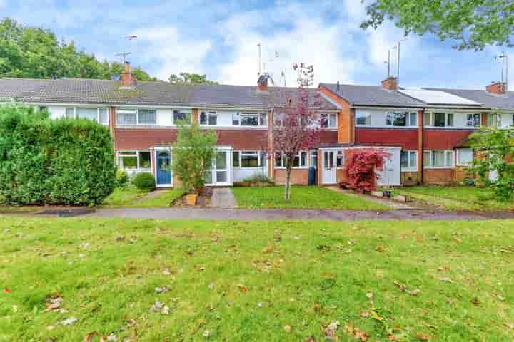 Maison à vendre à Broome Close‚  Horsham‚ RH12