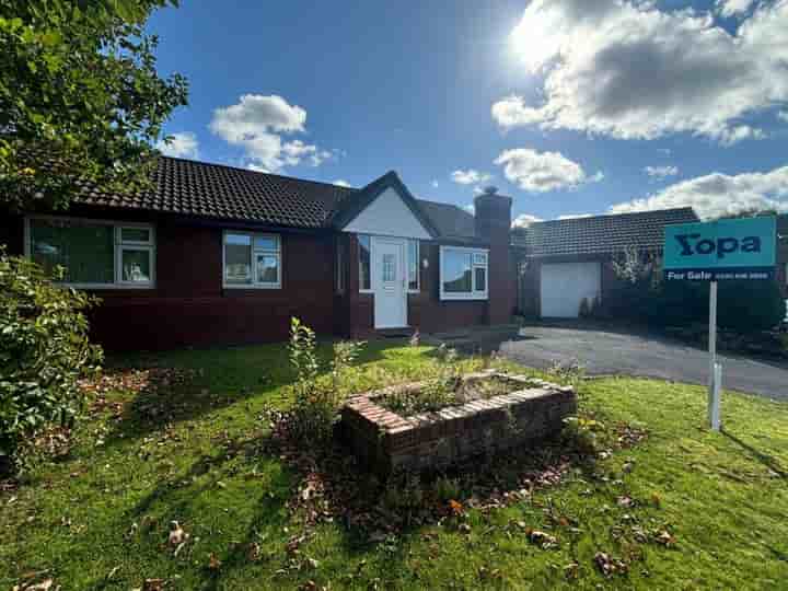 Casa para venda em Ploughmans Way‚  Ellesmere Port‚ CH66