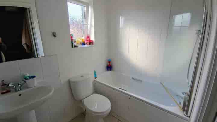 House for sale in Provost Way‚  Dagenham‚ RM8