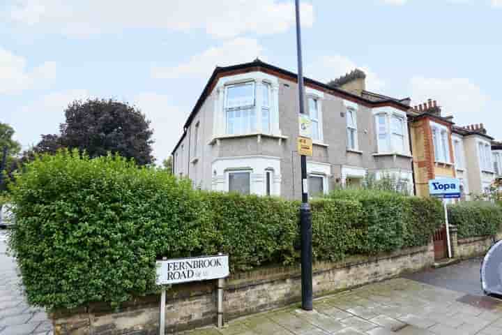 Apartment for sale in Fernbrook Road‚  London‚ SE13