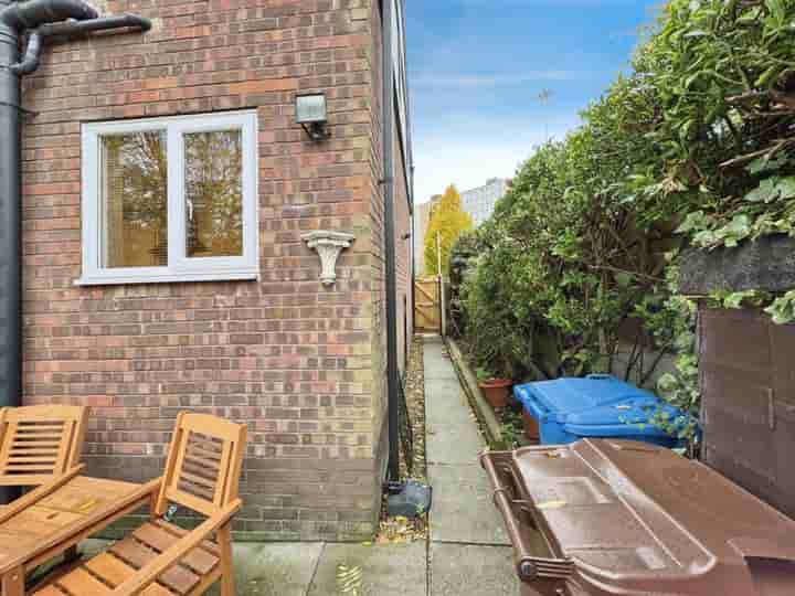 House for sale in Broad Street‚  Salford‚ M6