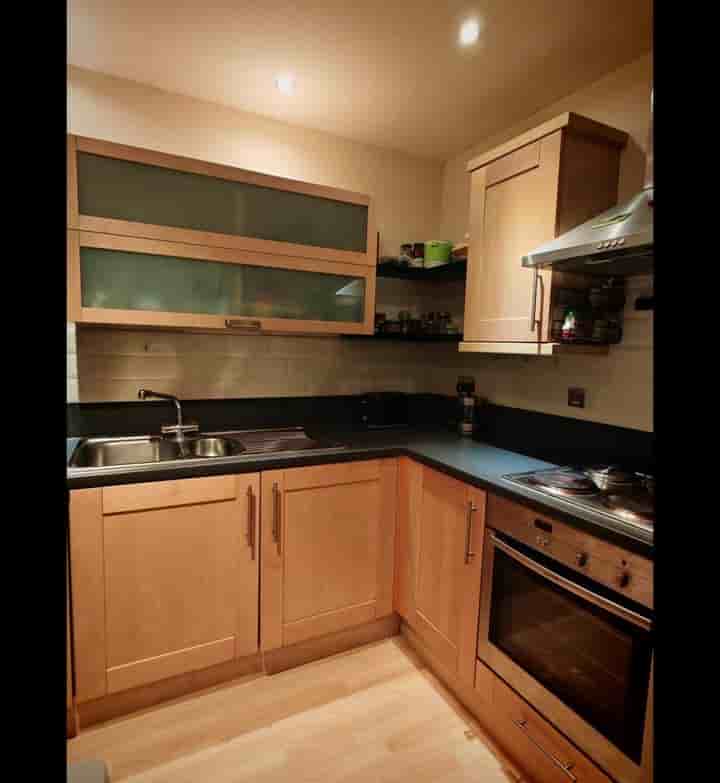 Apartment for sale in Victoria Road‚  London‚ W3