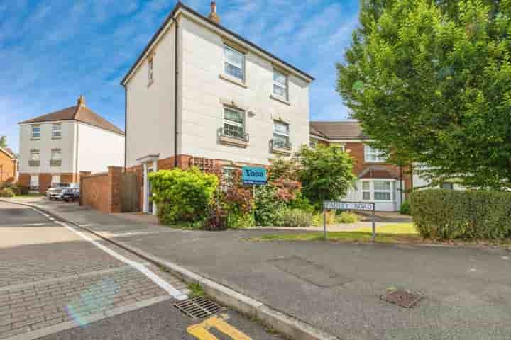 House for sale in Carlton Boulevard‚  Lincoln‚ LN2