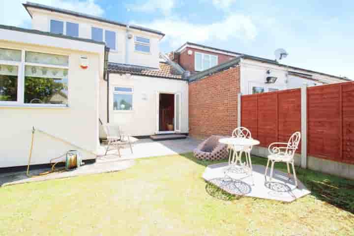 Casa en venta en Cherry Tree Lane‚  Rainham‚ RM13