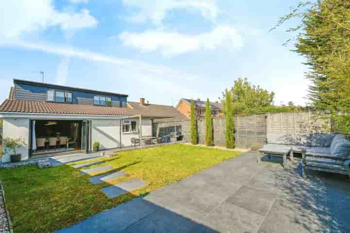 House for sale in Caernarvon Road‚  Cheltenham‚ GL51