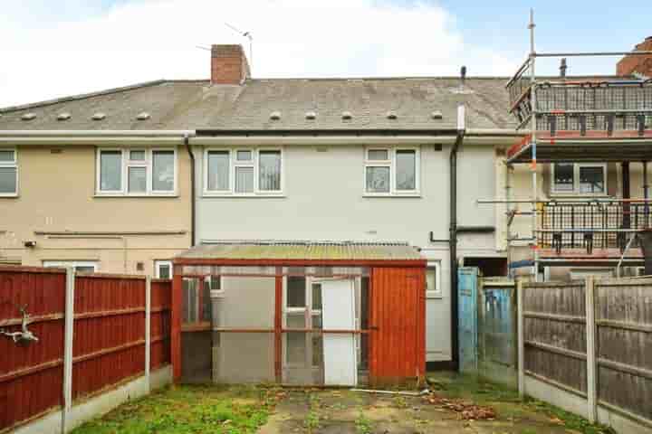 Casa para venda em Deans Road‚  Wolverhampton‚ WV1