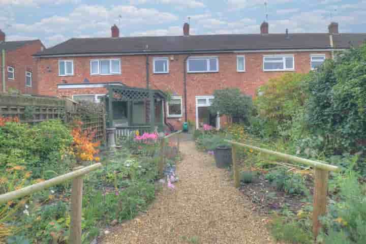 Casa para venda em Saltcoates Avenue‚  Leicester‚ LE4