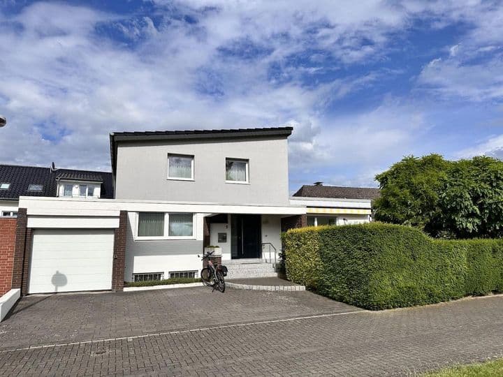 House for sale in Geseke, Germany - Image 3