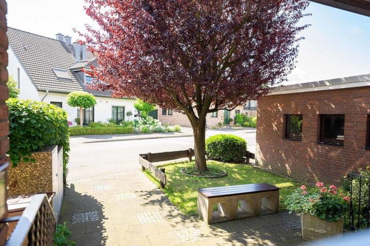 House for sale in Krefeld, Germany - Image 2