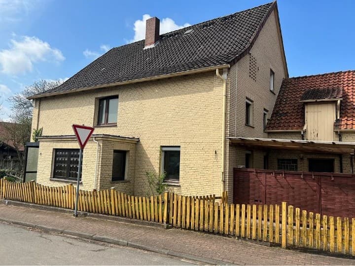 House for sale in Hessisch Oldendorf                   - Niedersachsen, Germany - Image 2