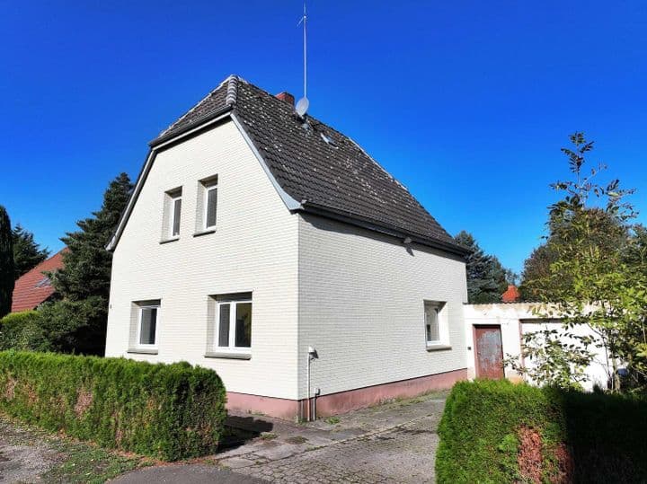 House for sale in Porta Westfalica                   - Nordrhein-Westfalen, Germany - Image 3