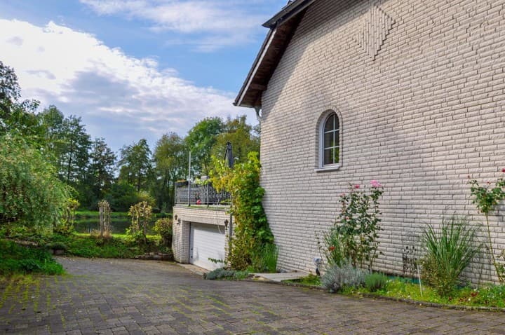 House for sale in Lindlar, Germany - Image 4