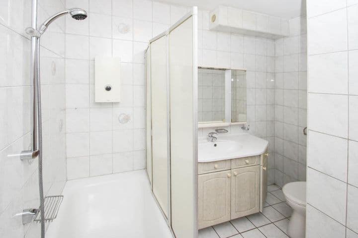 House for sale in Hilden, Germany - Image 3