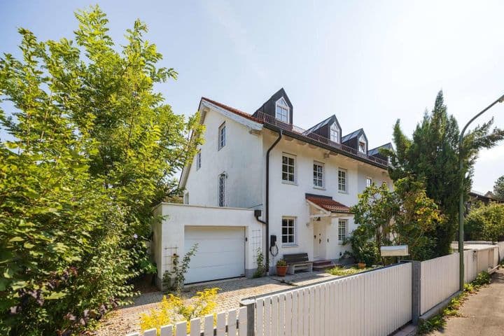 House for sale in Munchen                   - Bayern, Germany - Image 2