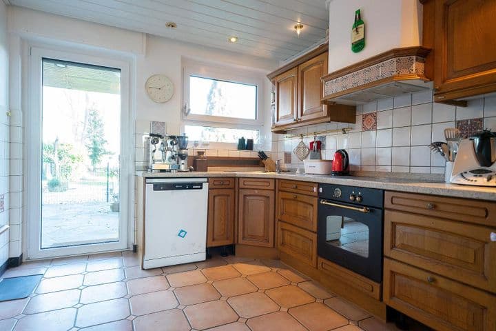 House for sale in Krefeld / Huls                   - Nordrhein-Westfalen, Germany - Image 6