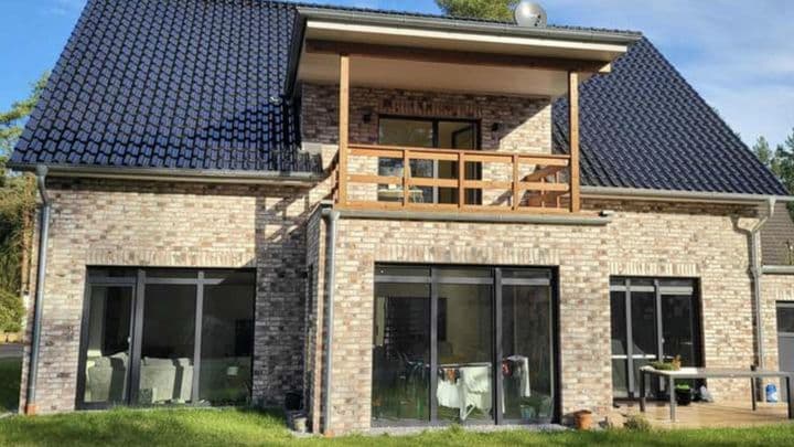 House for sale in Garbsen, Germany - Image 2