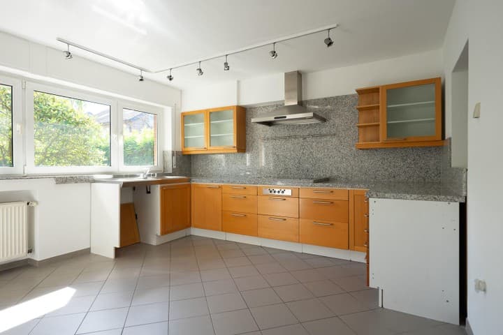 House for rent in Krefeld                   - Nordrhein-Westfalen, Germany - Image 7